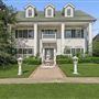 Huge 3 Story Colonial House 3 Blocks from Lake in Metarie